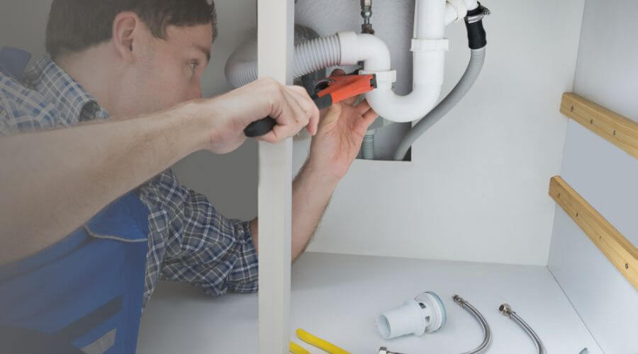 Local water heater installation in Colmesneil, TX